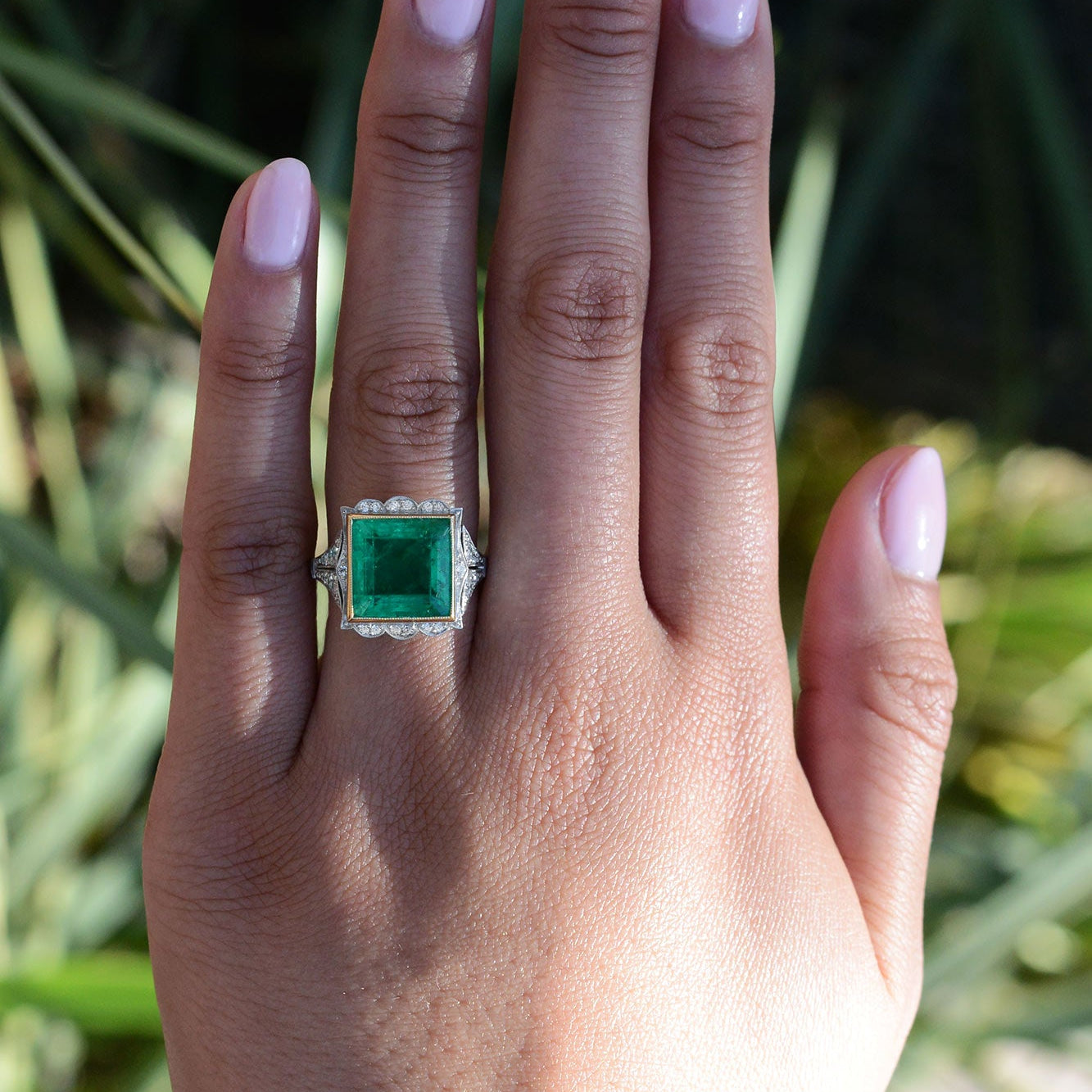 GIA Certified 7 Carat Colombian Emerald and Diamond Ring