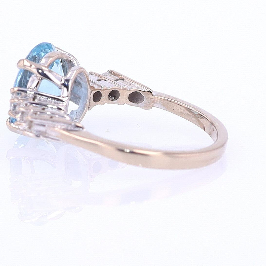 Mid Century 3.20 Carat Aquamarine Engagement Ring