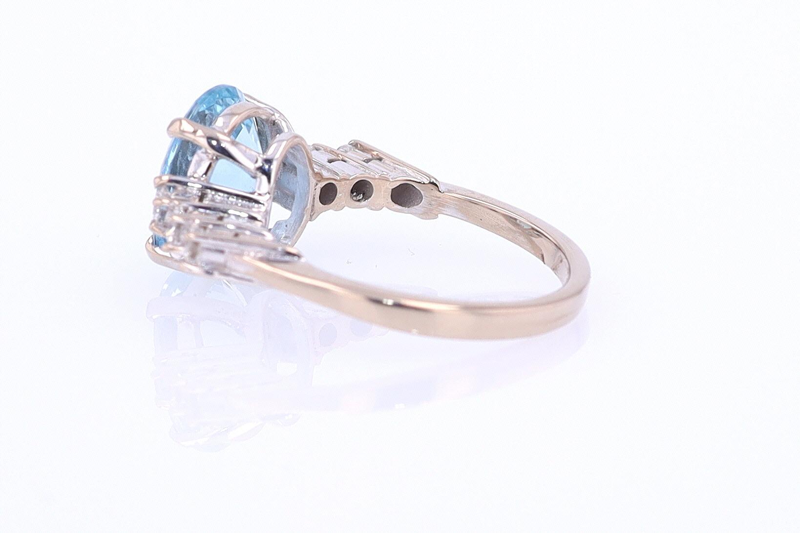 Mid Century 3.20 Carat Aquamarine Engagement Ring