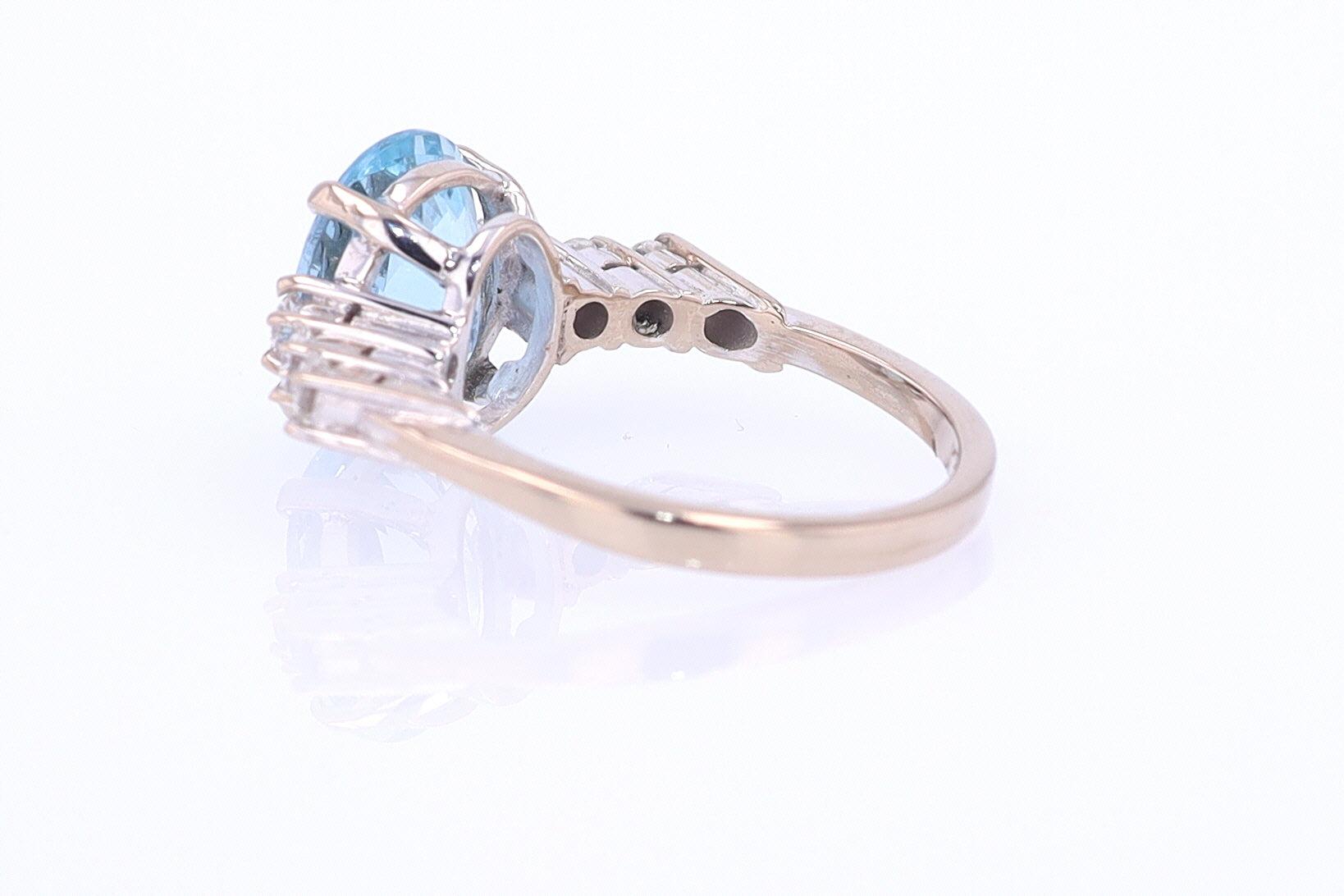 Mid Century 3.20 Carat Aquamarine Engagement Ring