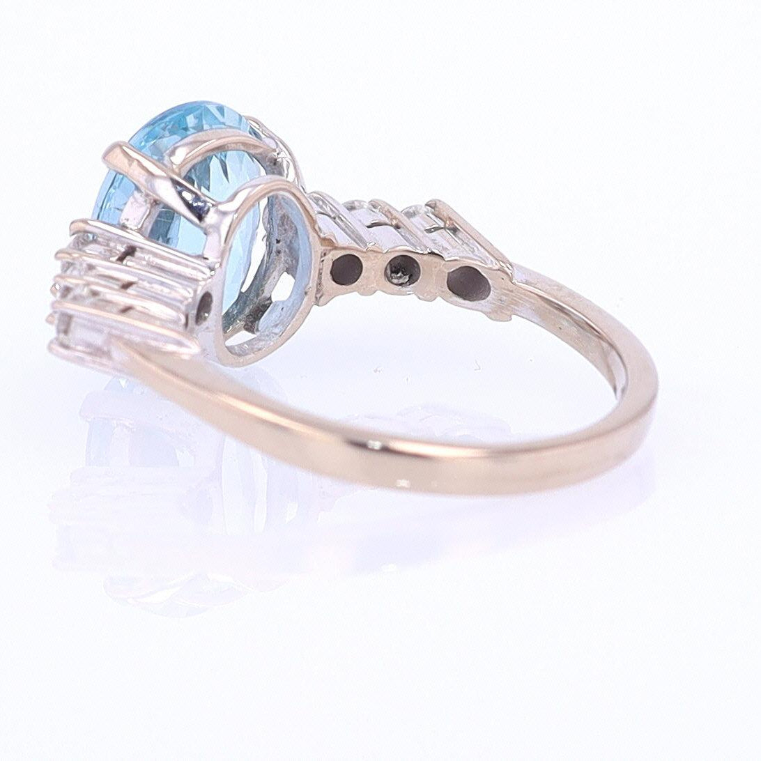 Mid Century 3.20 Carat Aquamarine Engagement Ring