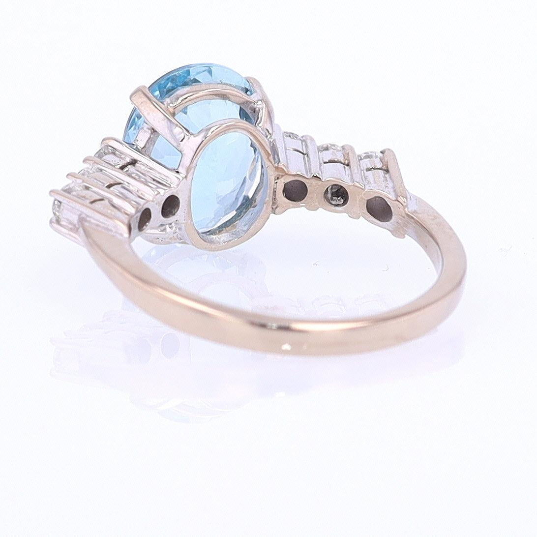 Mid Century 3.20 Carat Aquamarine Engagement Ring