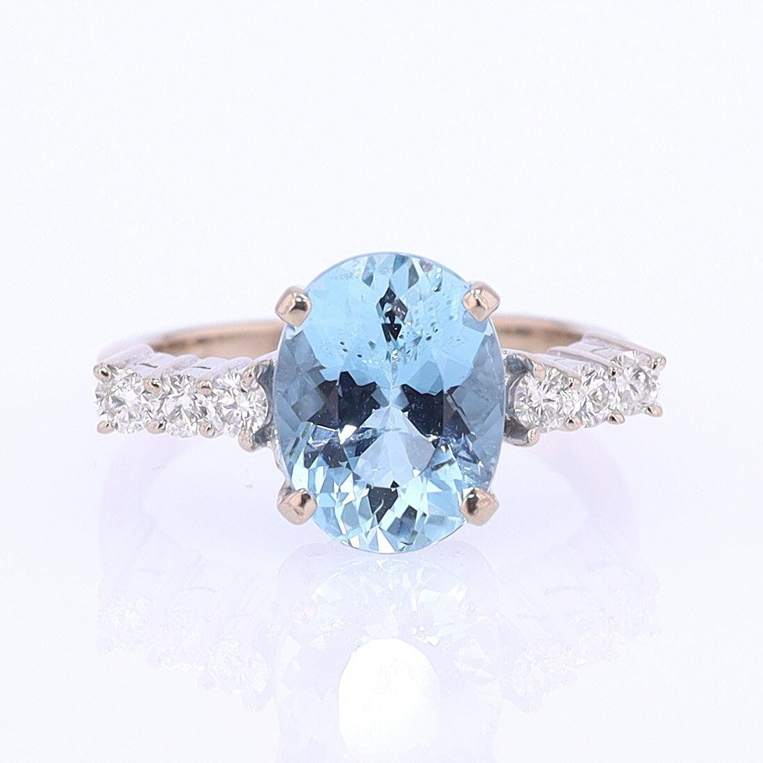 Mid Century 3.20 Carat Aquamarine Engagement Ring