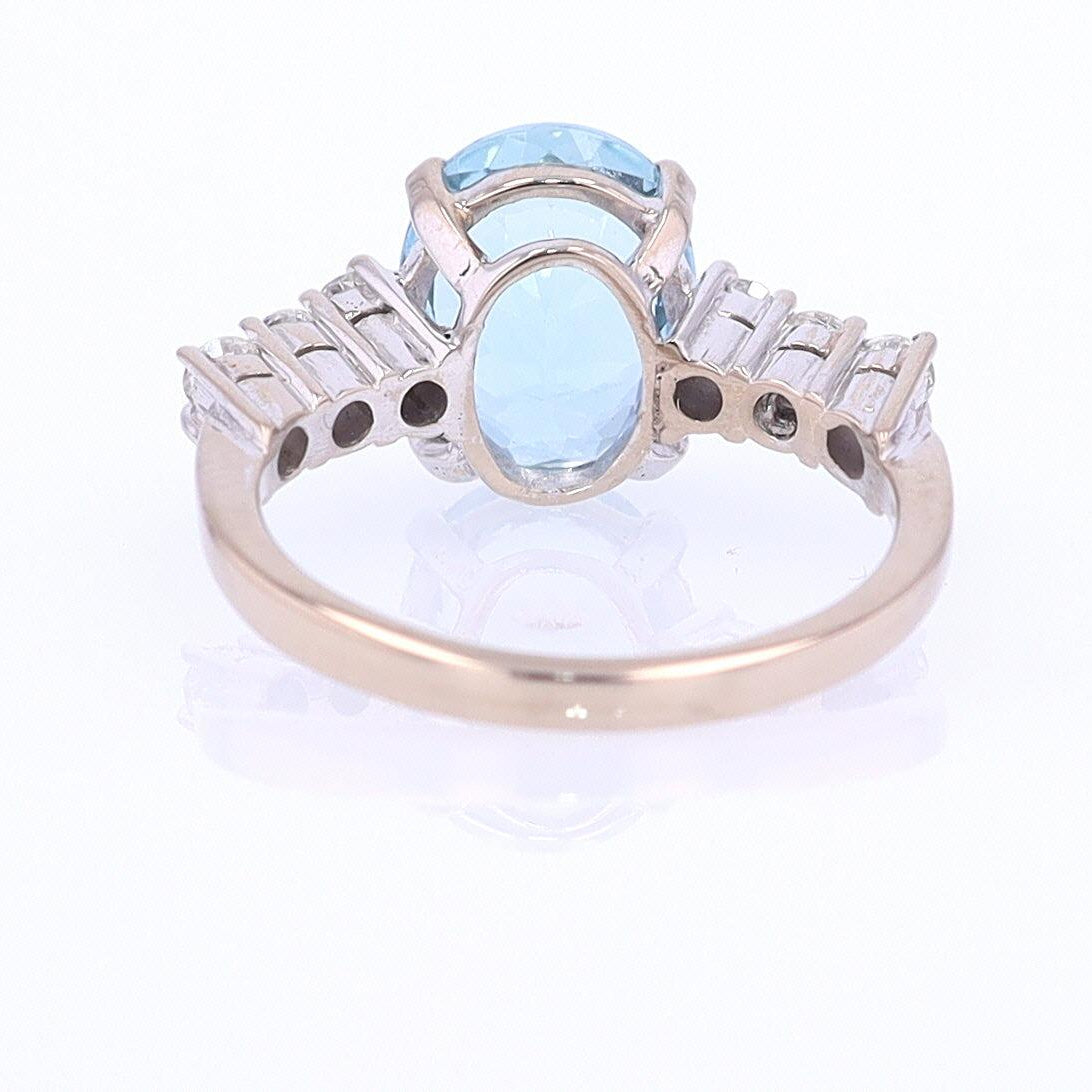 Mid Century 3.20 Carat Aquamarine Engagement Ring