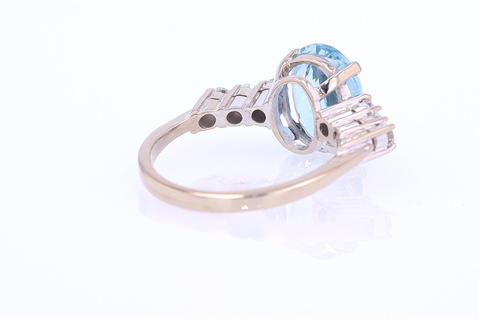 Mid Century 3.20 Carat Aquamarine Engagement Ring