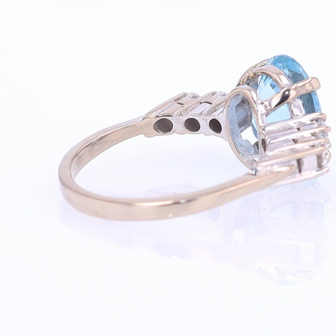 Mid Century 3.20 Carat Aquamarine Engagement Ring
