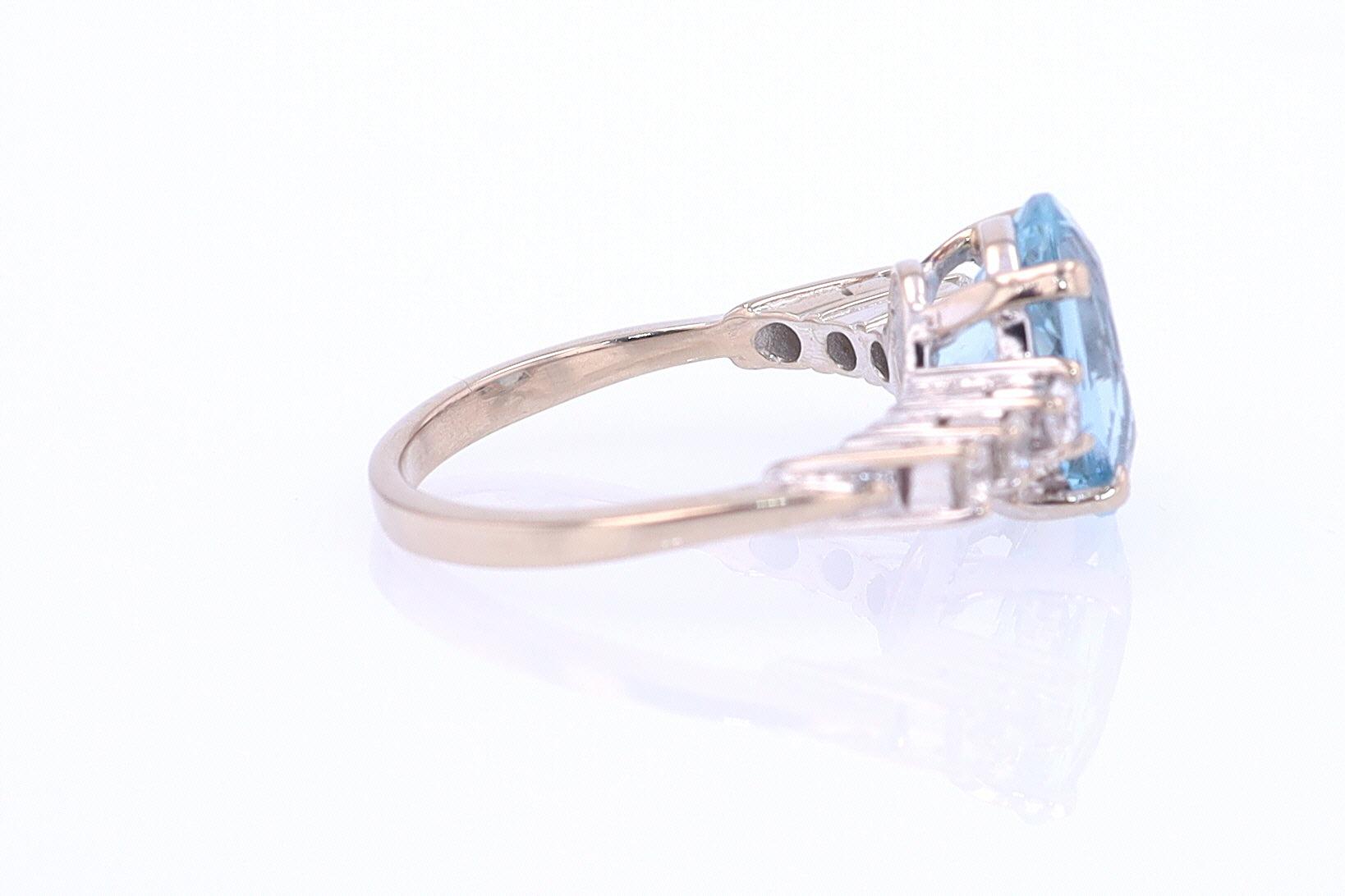 Mid Century 3.20 Carat Aquamarine Engagement Ring