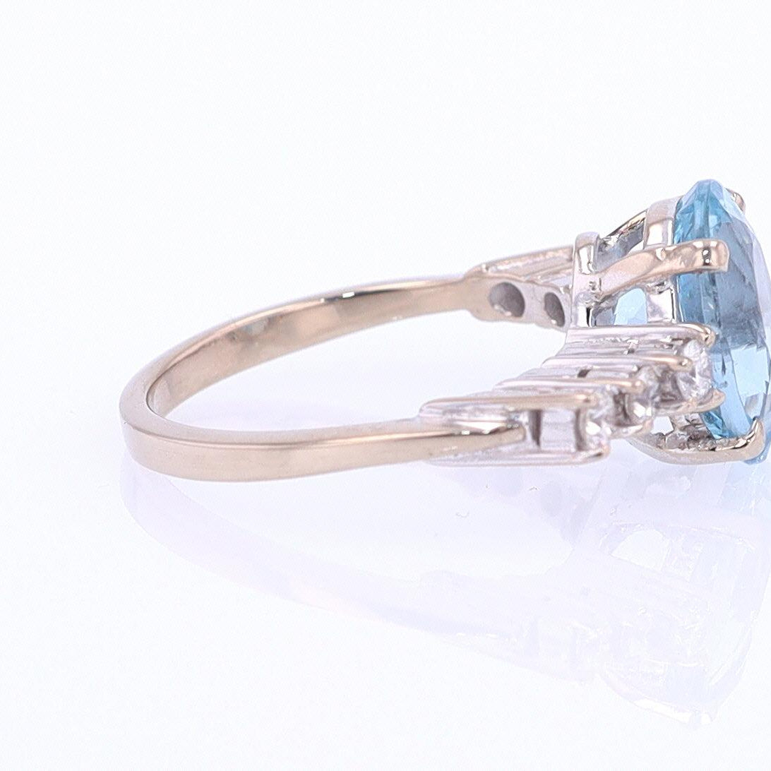 Mid Century 3.20 Carat Aquamarine Engagement Ring