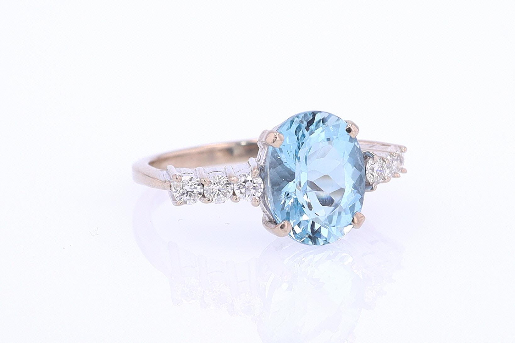 Mid Century 3.20 Carat Aquamarine Engagement Ring