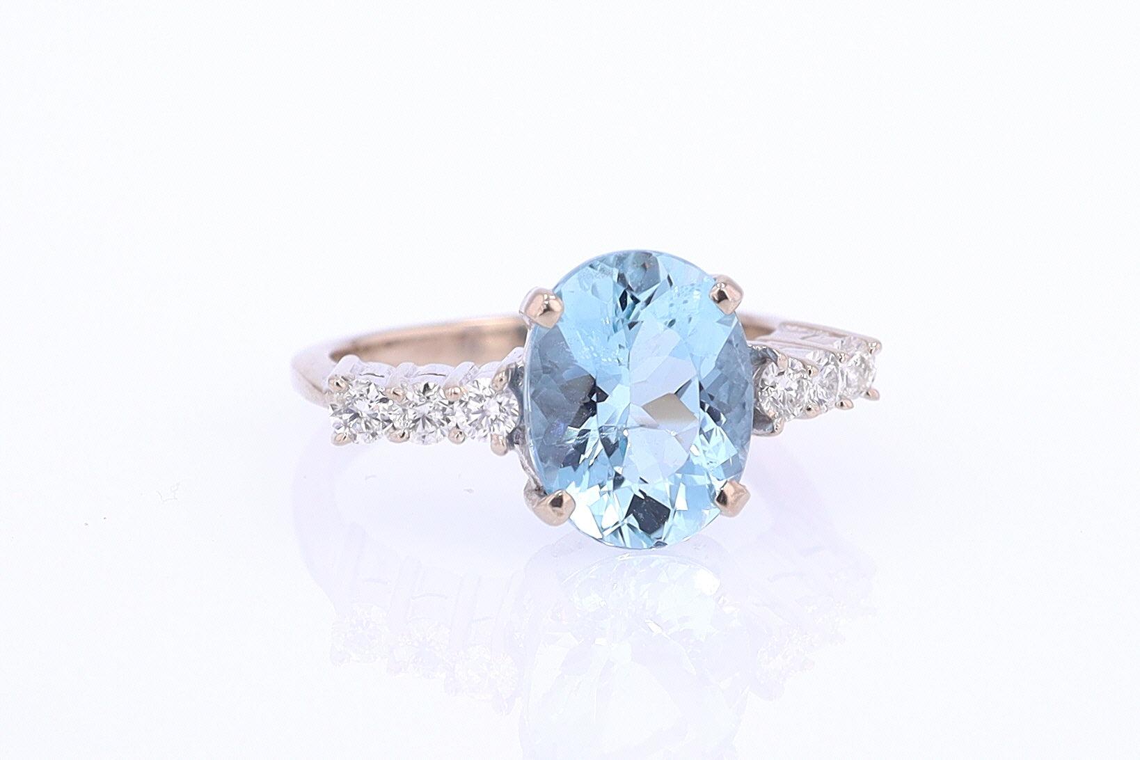 Mid Century 3.20 Carat Aquamarine Engagement Ring