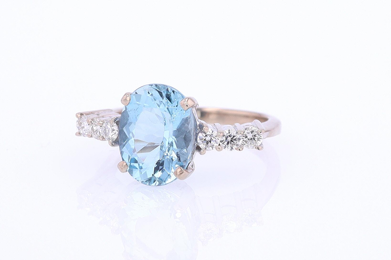 Mid Century 3.20 Carat Aquamarine Engagement Ring