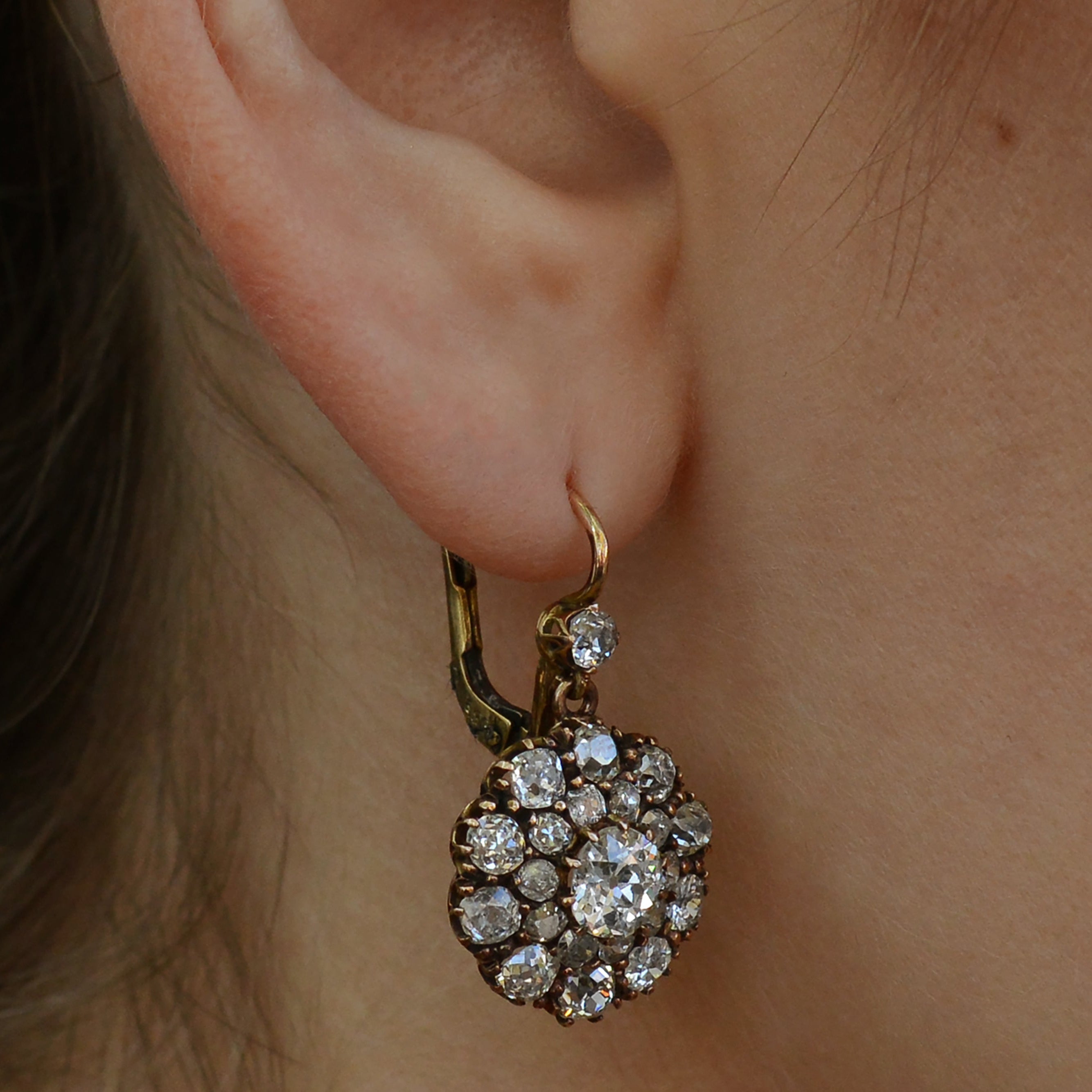 Outstanding Victorian 5 1/2 Carat Old Mine Diamond Earrings