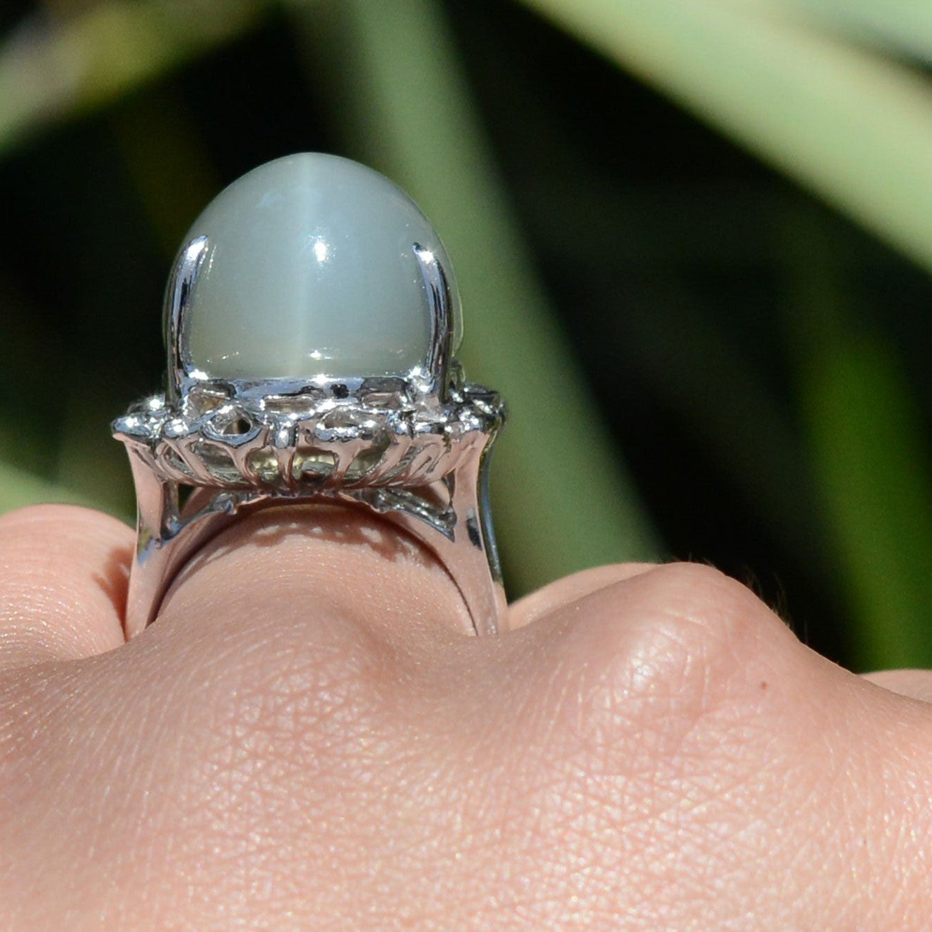 Retro 32 Carat Cats Eye Moonstone Cocktail Ring