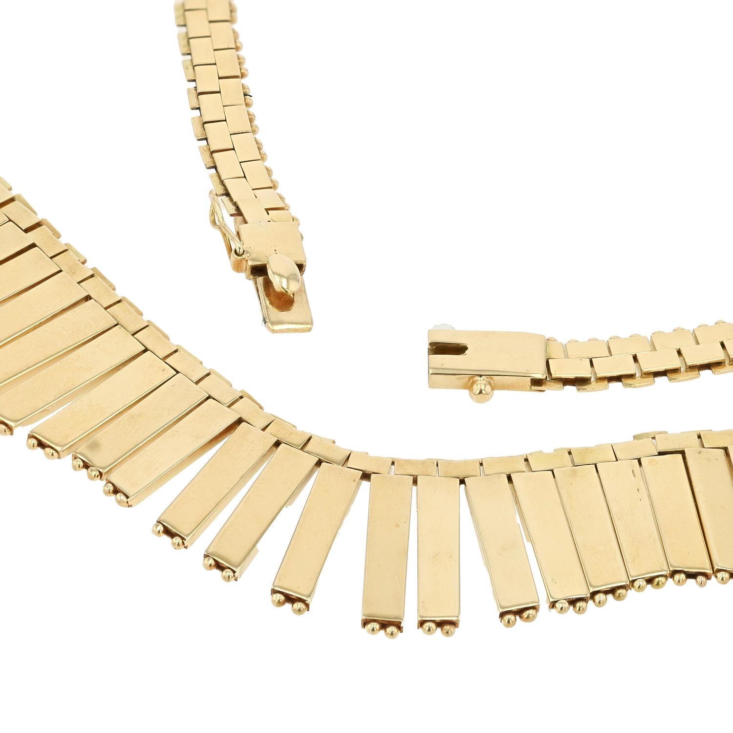 Bold Italian Gold Vintage 18k Fringed Cleopatra Bib Necklace