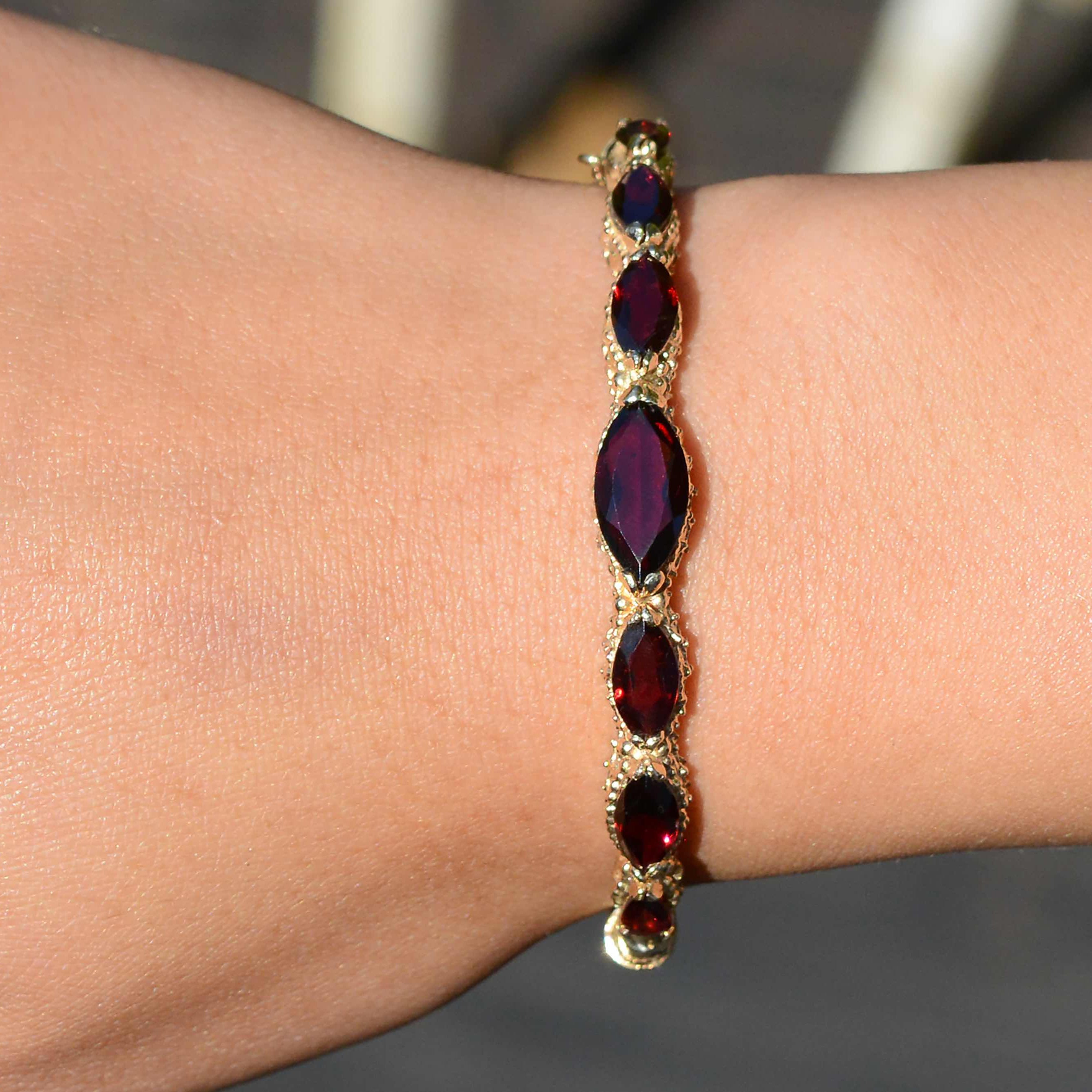 Vintage Bangle Bracelet