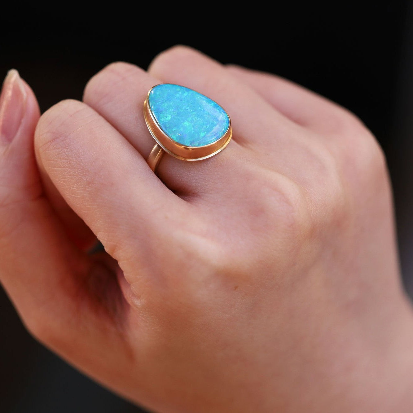 Vintage 1970s 10 Carat Australian Opal Ring