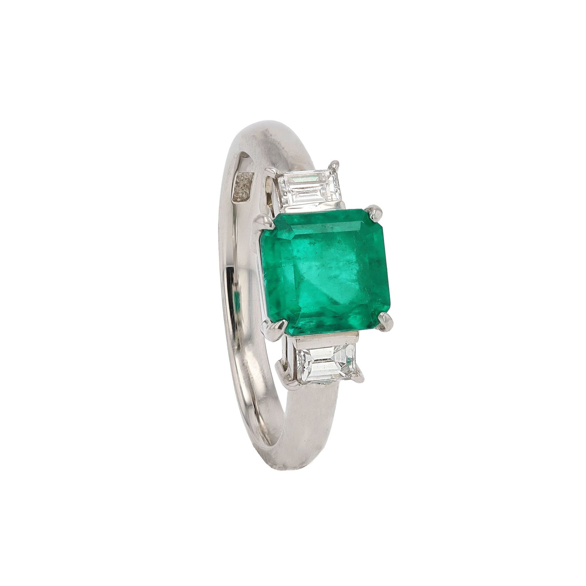 Vintage 1970s Estate GIA Certified Colombian 1.69 Carat Emerald & Diamond Ring