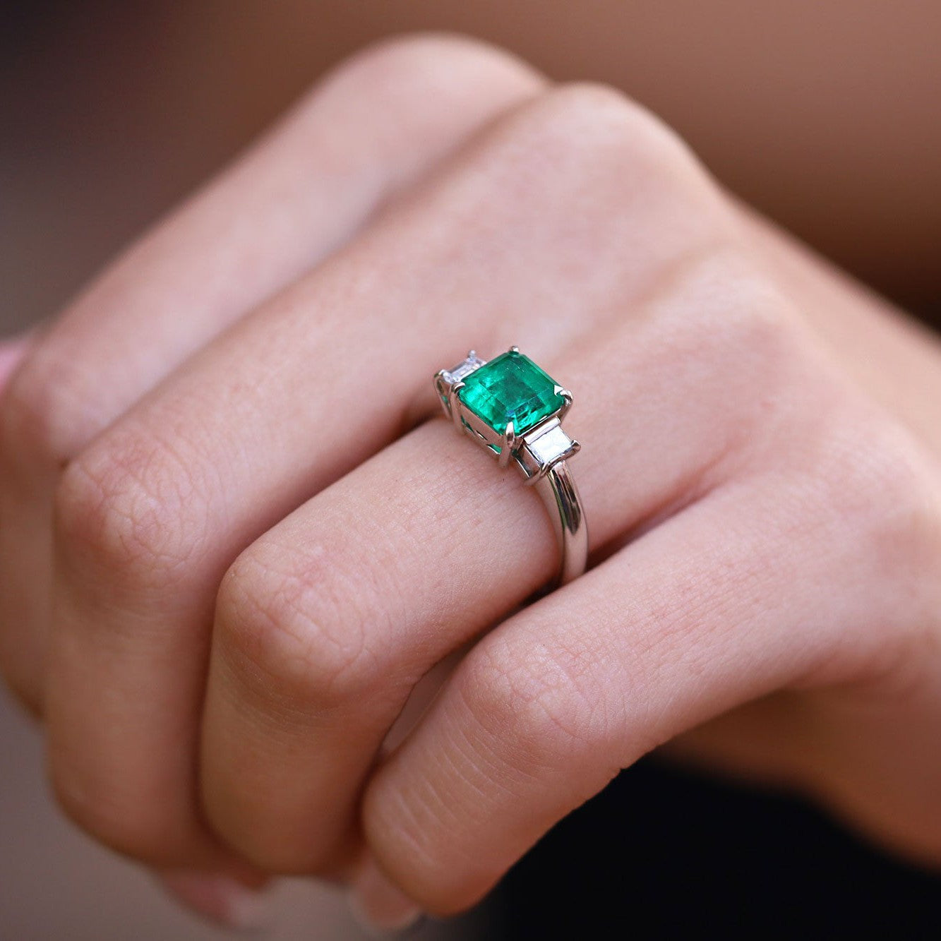 Vintage 1970s Estate GIA Certified Colombian 1.69 Carat Emerald & Diamond Ring