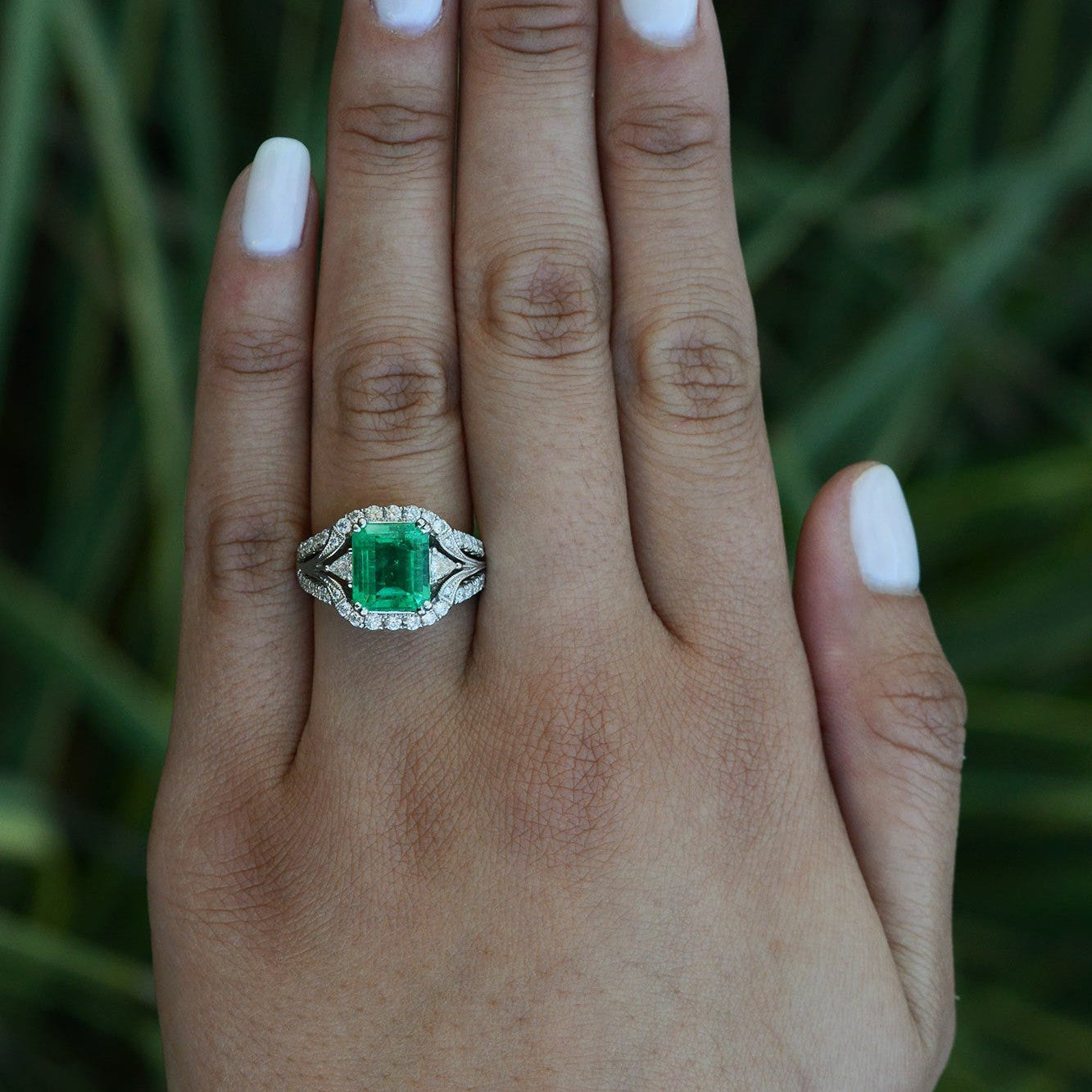 Vintage 2.75 Carat Emerald Cocktail Ring