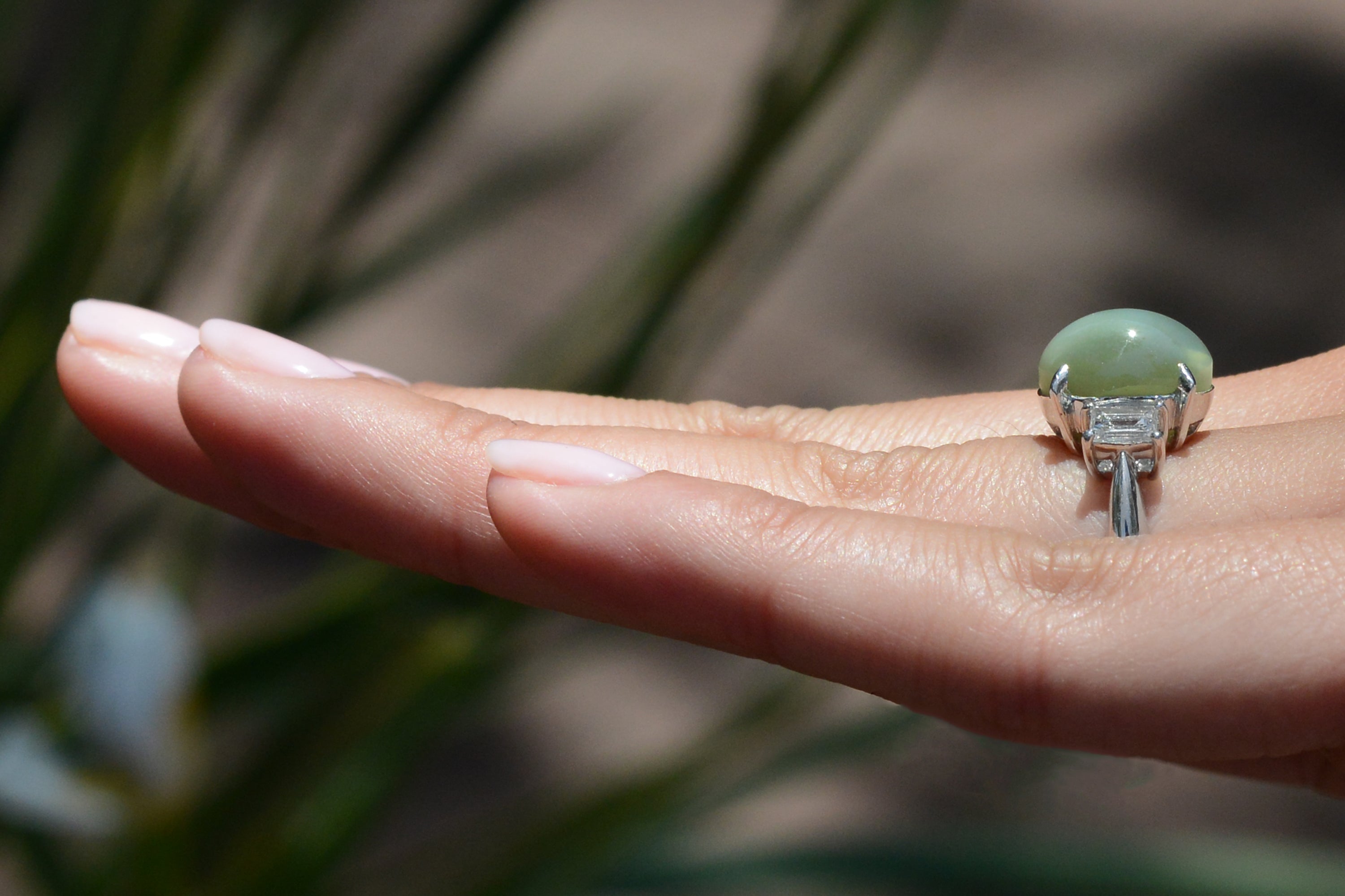 Vintage 9.54 Carat Cat's Eye Chrysoberyl and Diamond Estate Ring