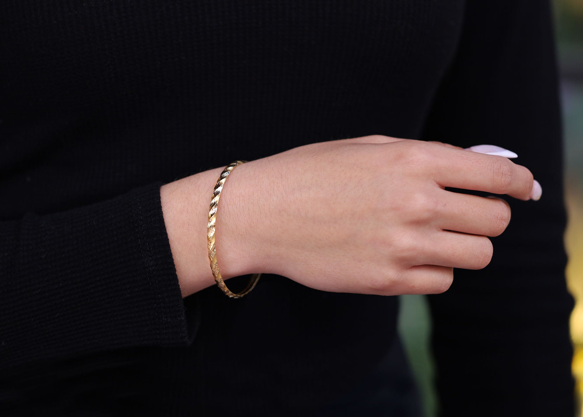 18K Yellow Gold 4.5 Gram Bangle Bracelet