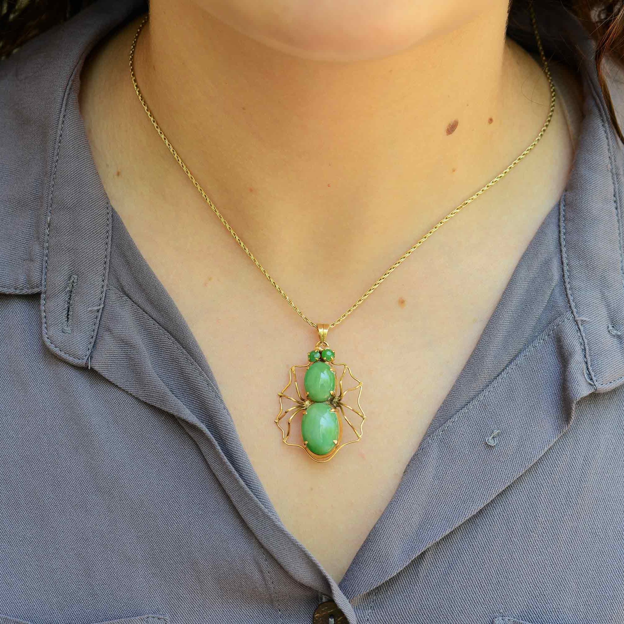 cabochon jade antique pendant