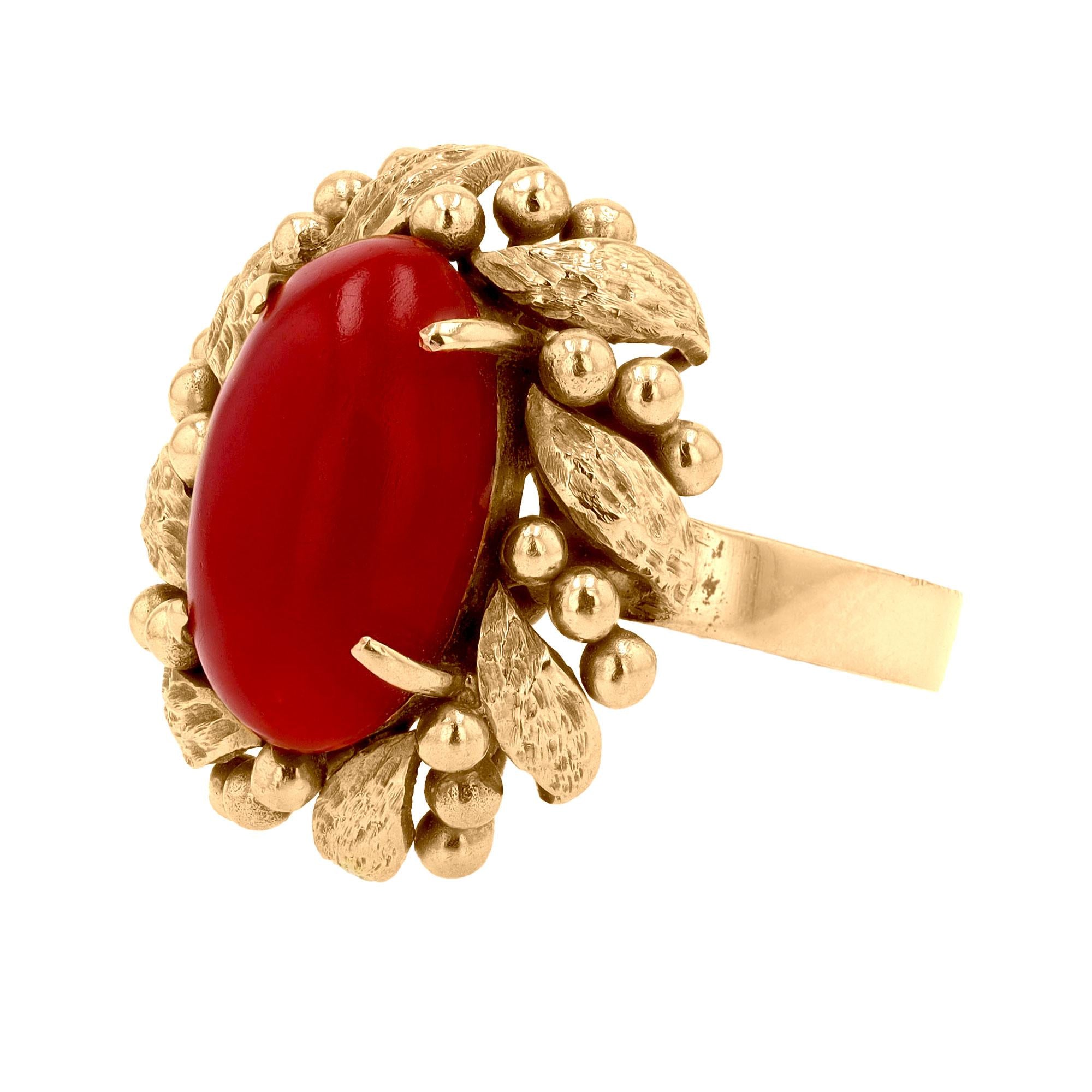 Vintage Ox Blood Coral 14k Gold Wreath Ring