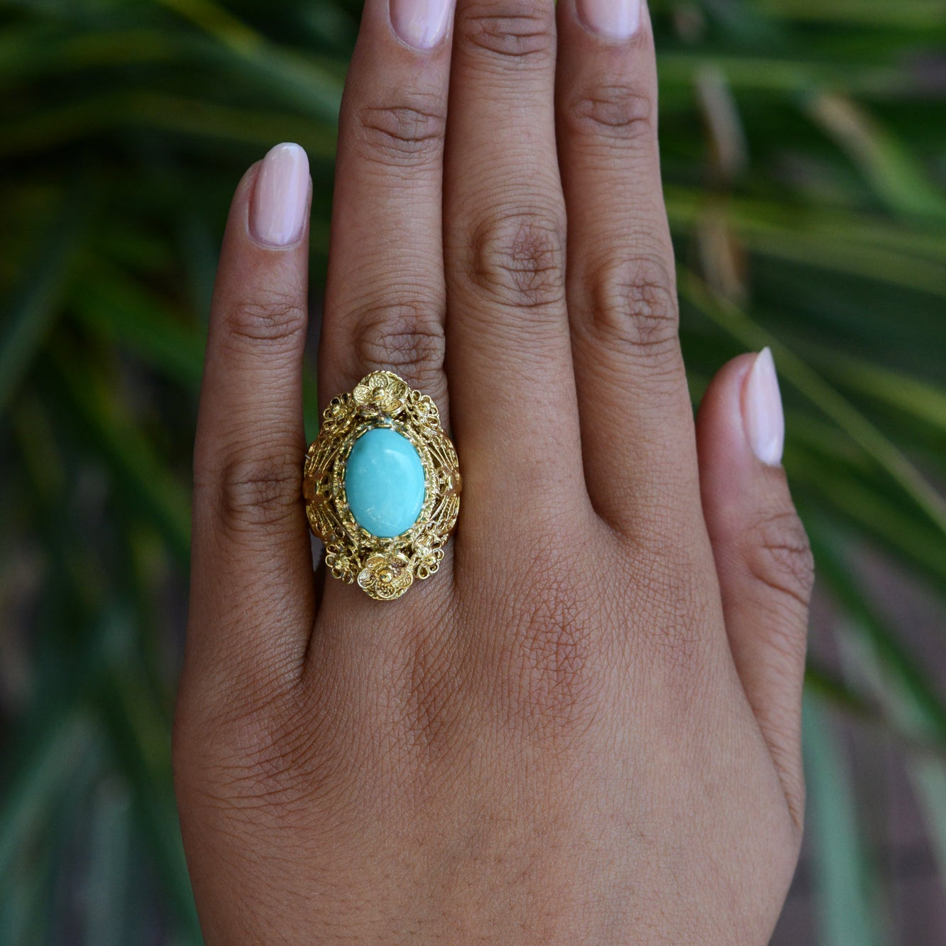 Vintage Persian Turquoise Yellow Gold Cocktail Ring