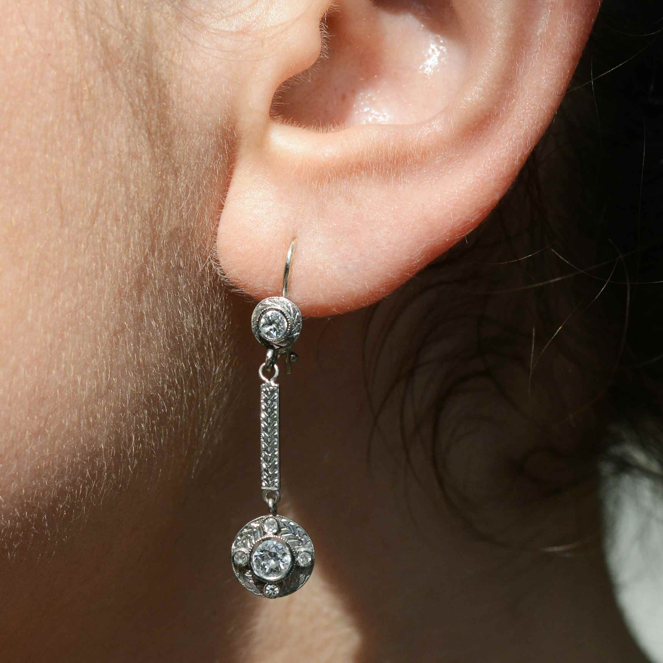 Art Deco 0.65 Carat Diamond Engraved Drop Earrings