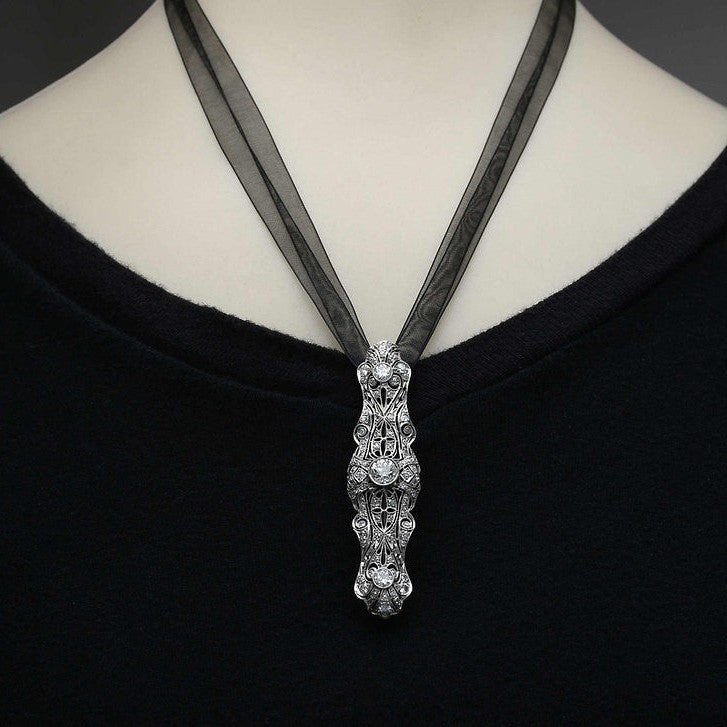 This is one way to wear this diamonds brooch.