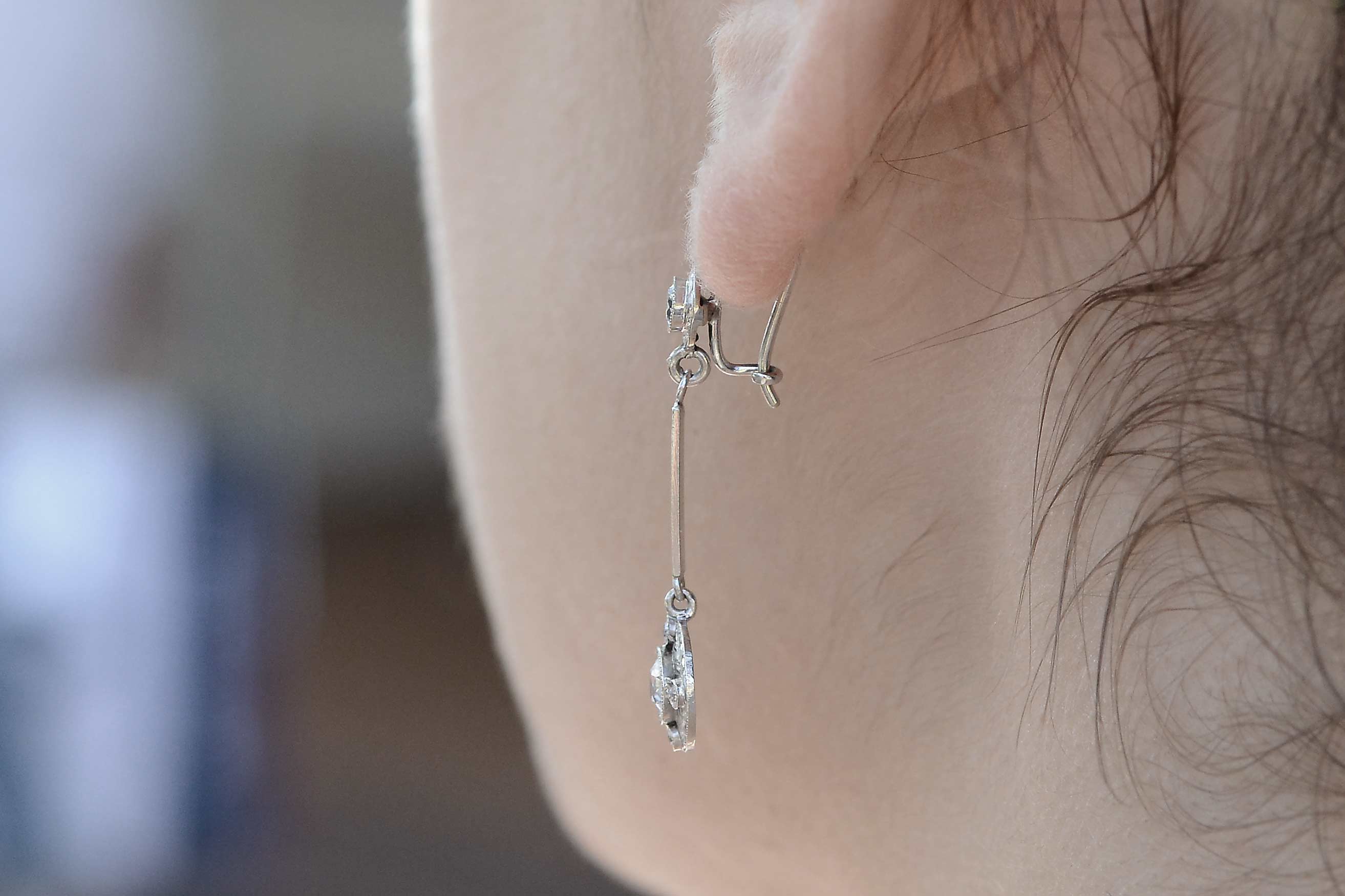 Art Deco 0.65 Carat Diamond Engraved Drop Earrings