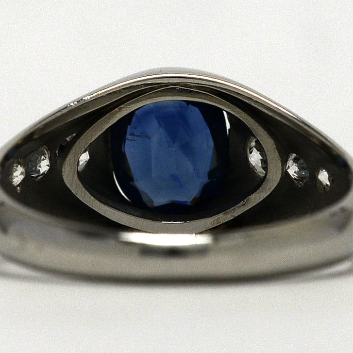 It told, the power of sapphires brings harmony between lovers, as well as peace between adversaries.