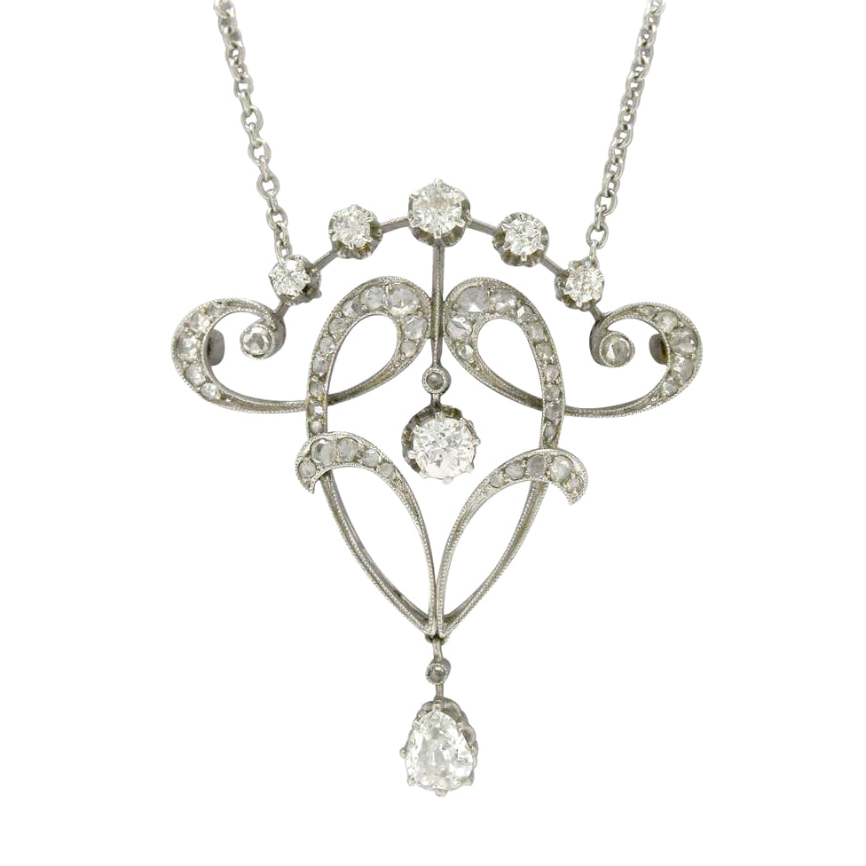An Edwardian 1910 diamond filigree pendant necklace.