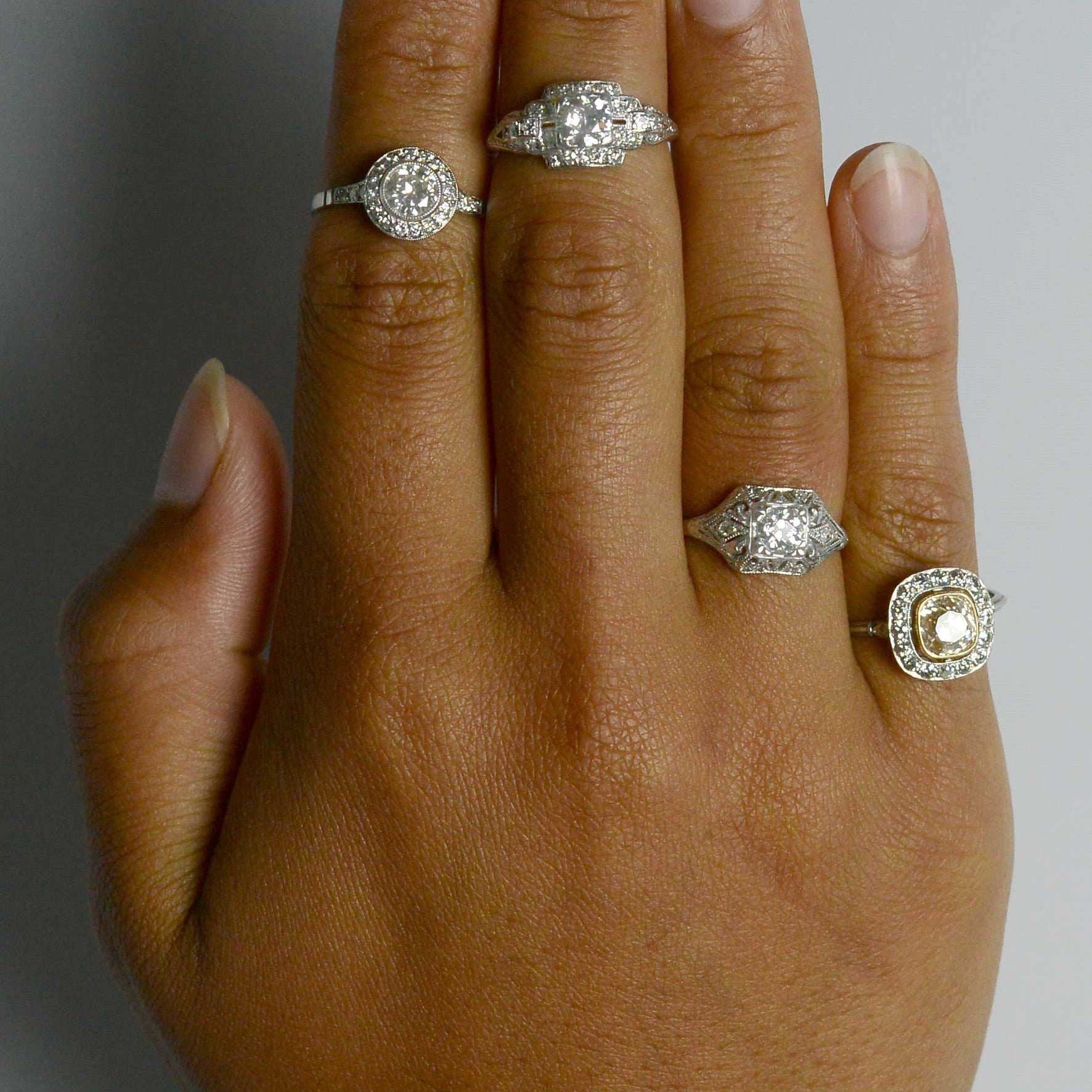 Art Deco platinum diamond engagement rings.