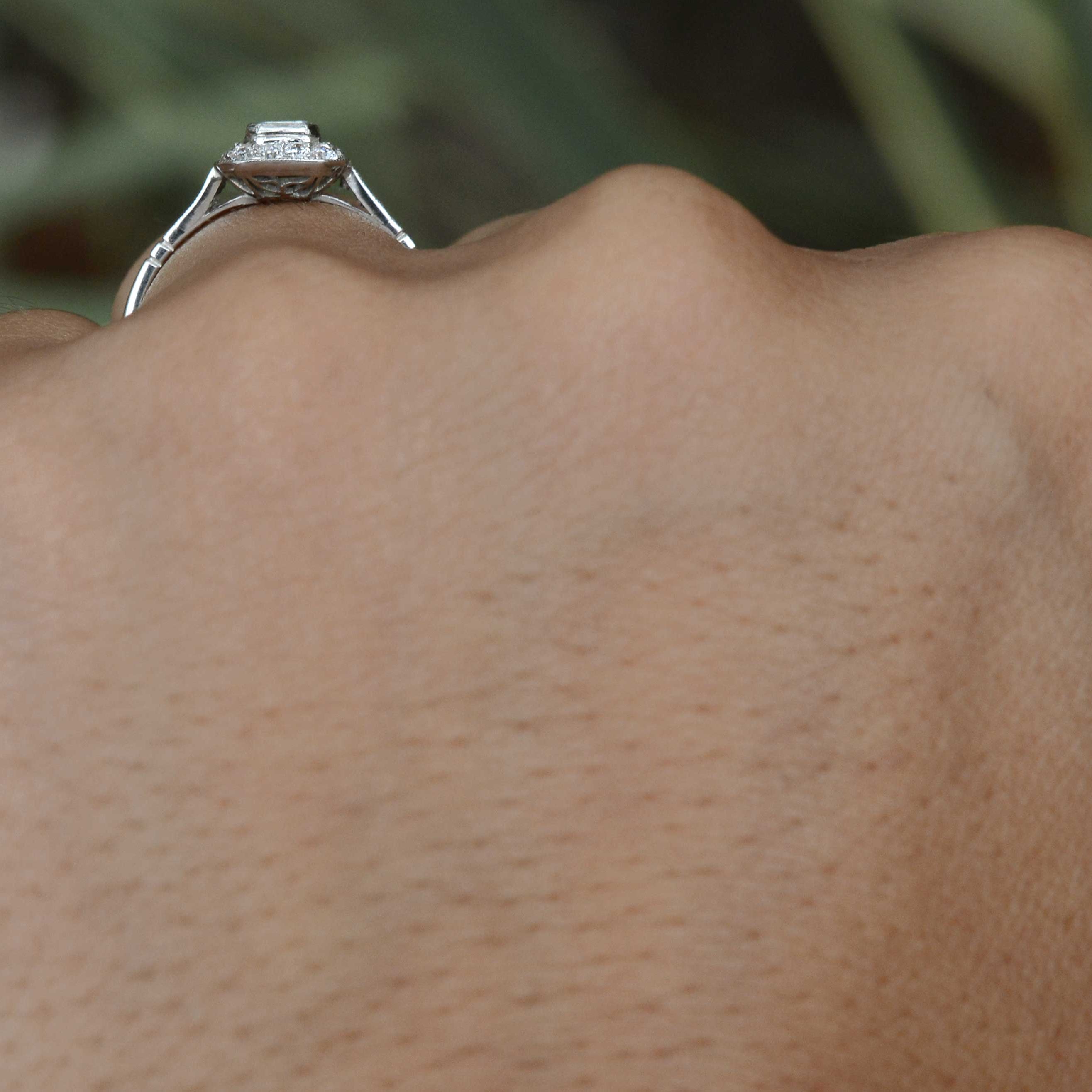 A view of the undergallery of an Art Deco style platinum ring.
