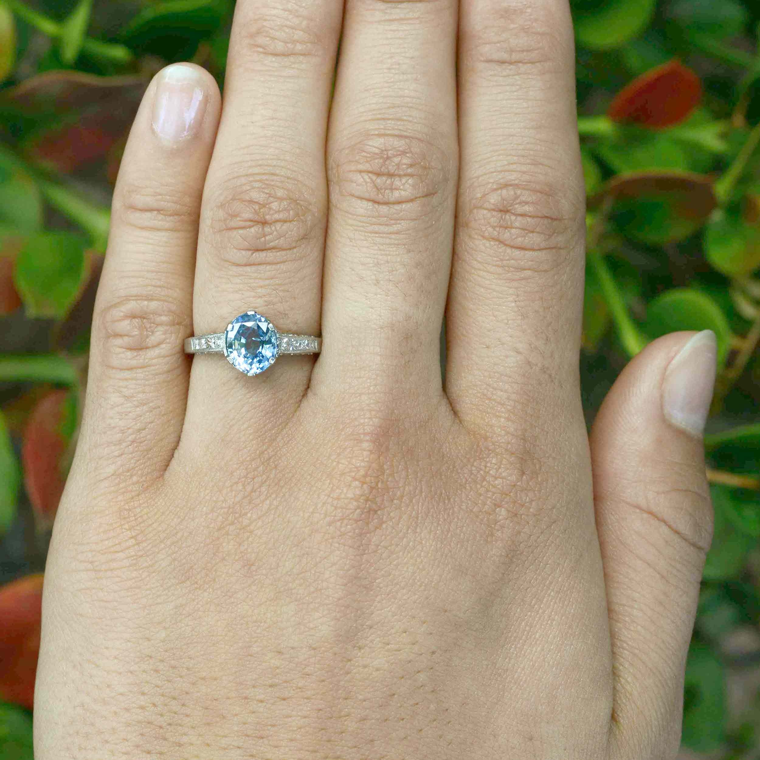 A single blue ceylon sapphire is supported by 6 prongs.