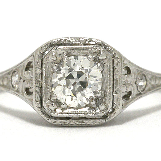 Solitaire Engagent Ring