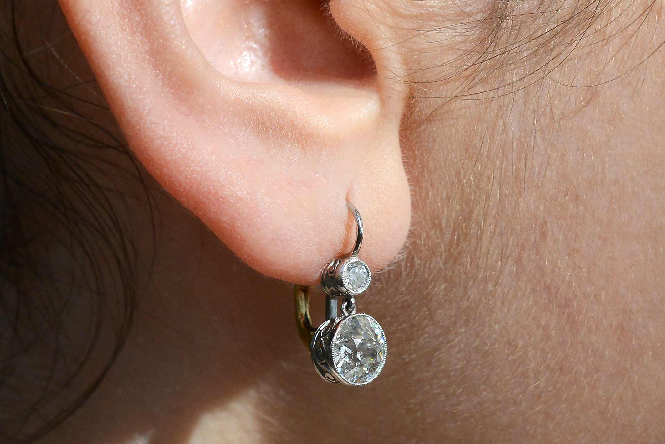 Art Deco Style Diamond Drop Earrings 2.86 Ctw Lever Backs