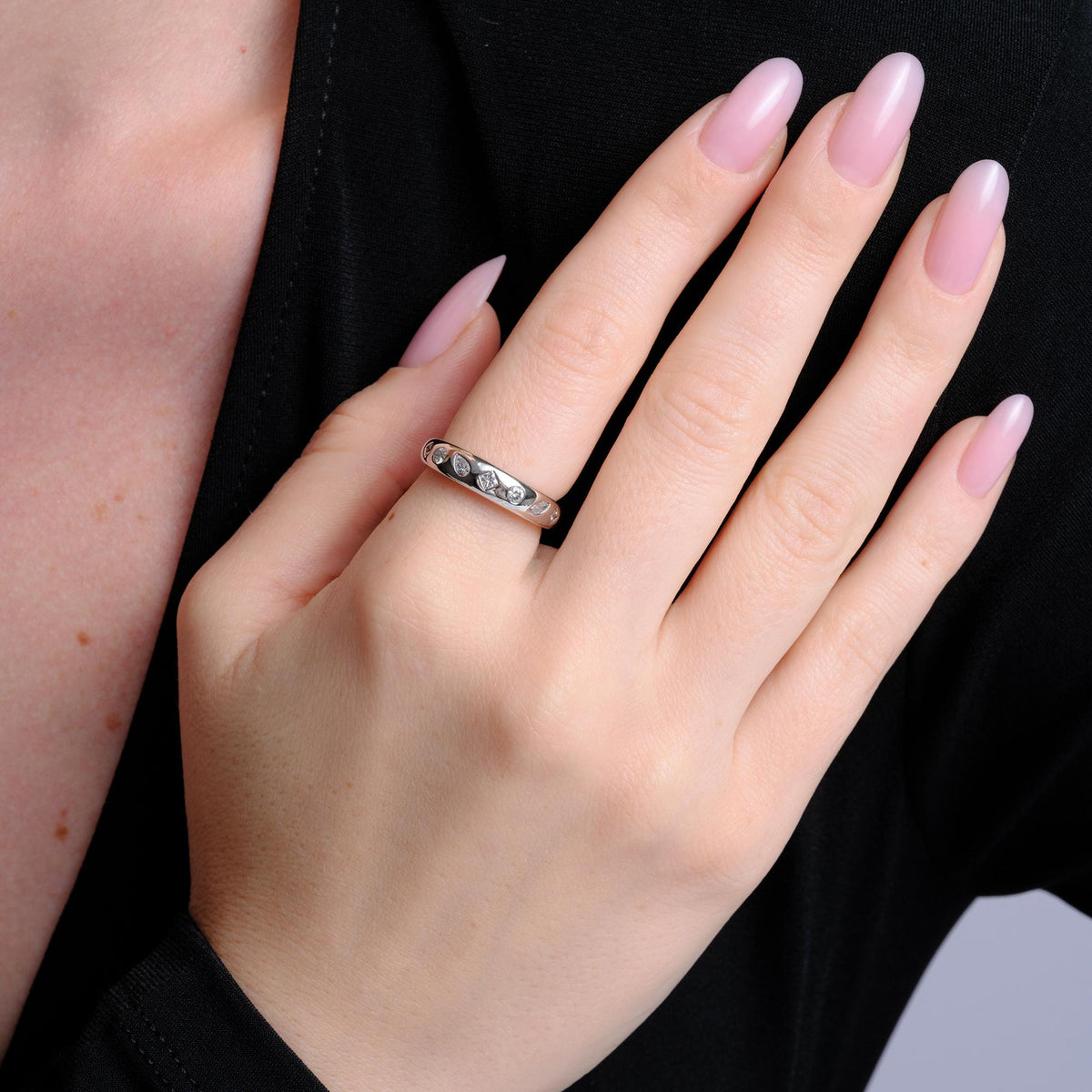 Estate Modern 0.38ctw Multi-Cut Diamond 18k White Gold Band Ring