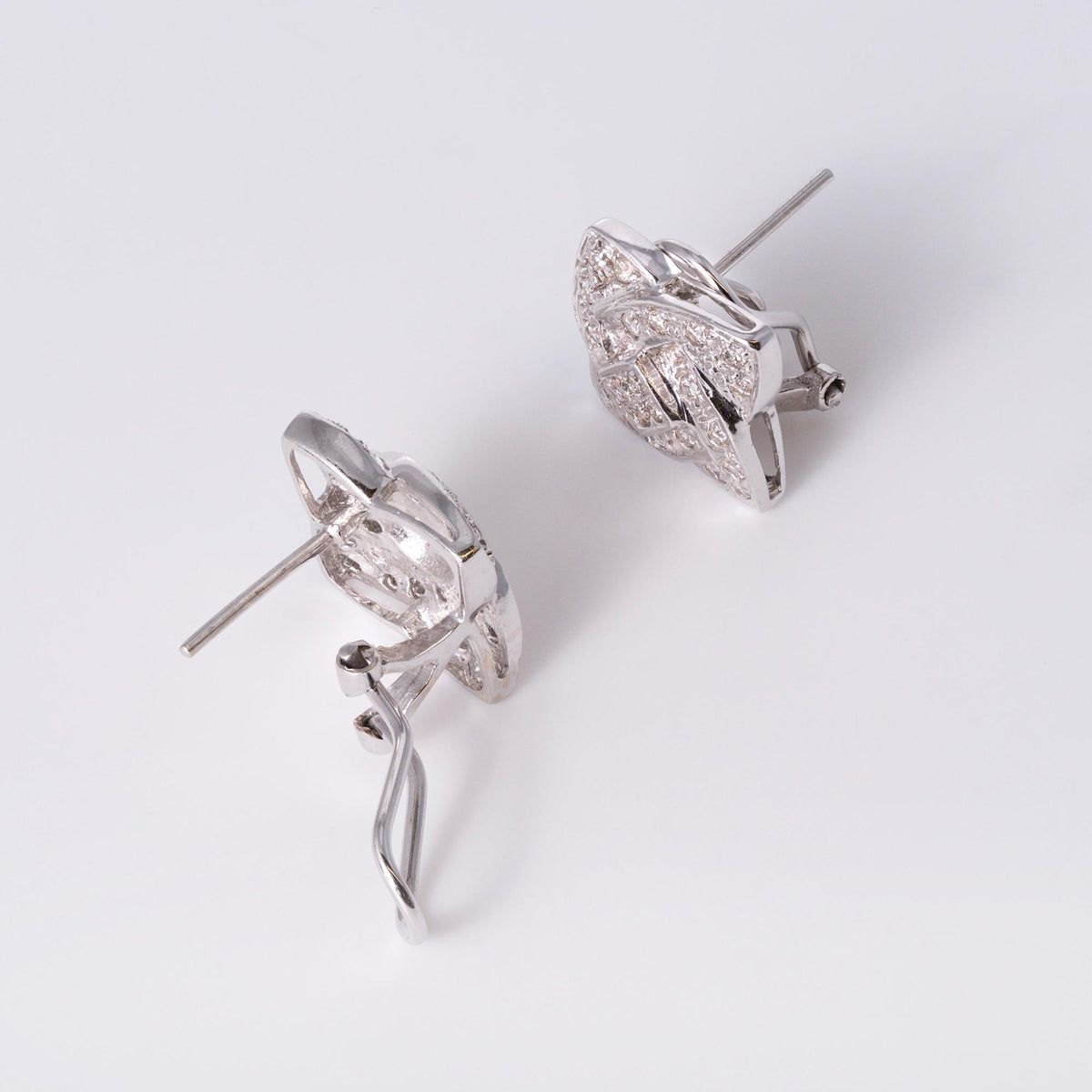 Estate 14k White Gold 0.50ct Pavè Diamond Knot Earrings