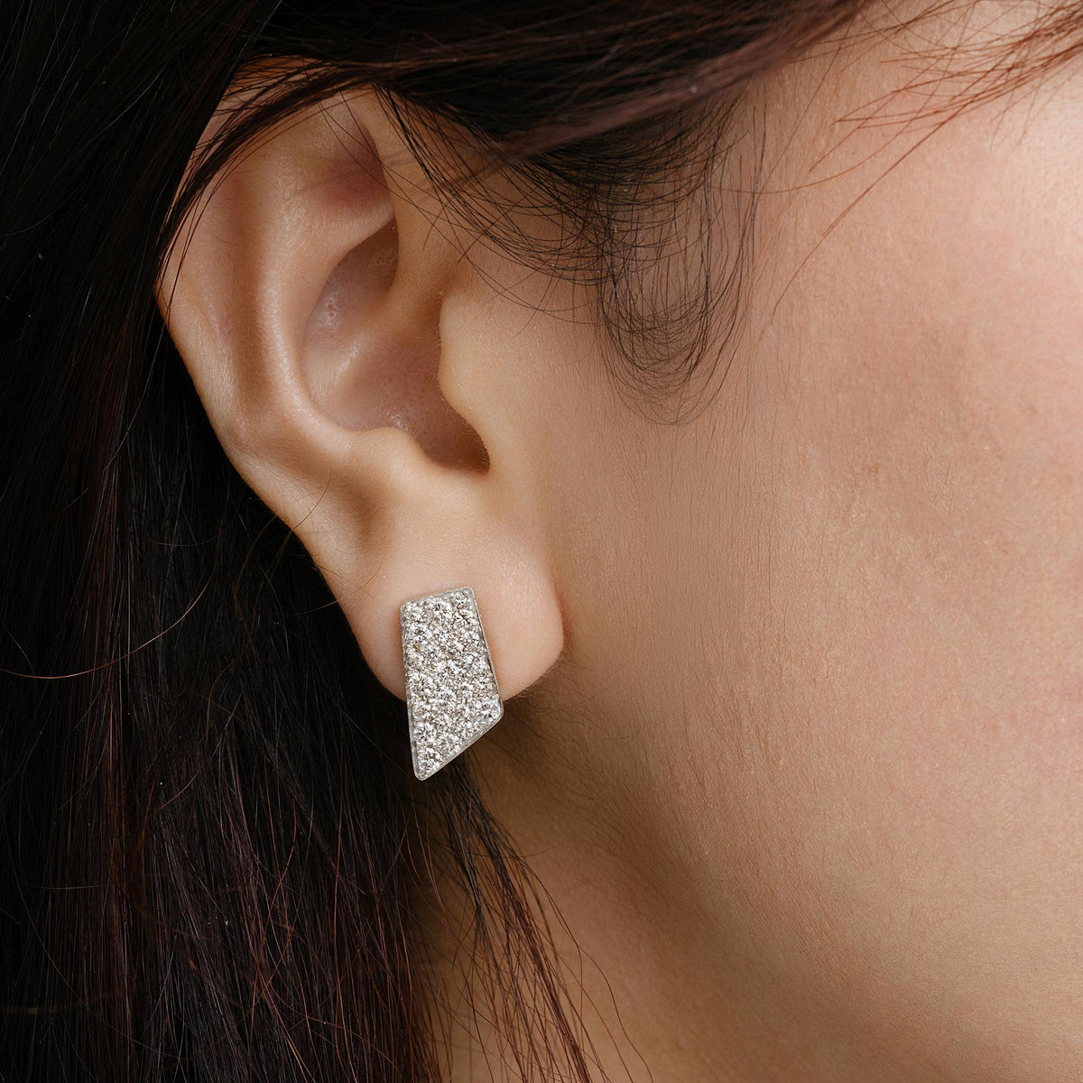 Geometric 1.30 Carat Pavè Diamond 14K White Gold Omega Back Estate Earrings