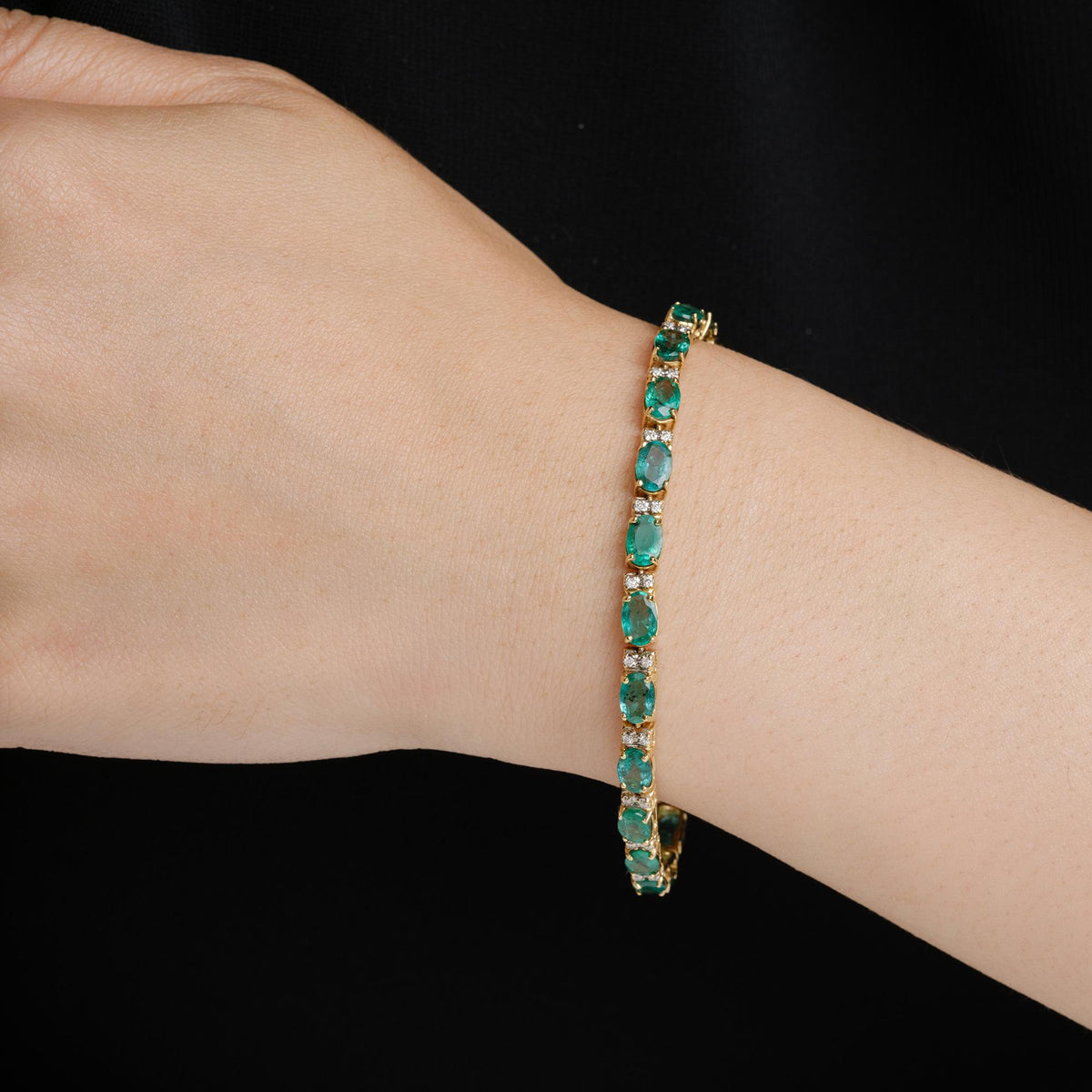 Estate 10 Carat Emerald & Diamond 14k Yellow Gold Tennis Bracelet