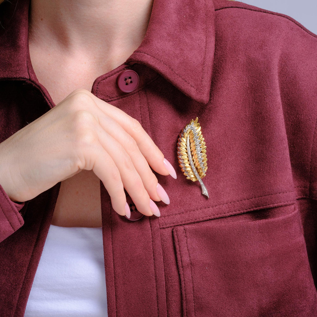 Vintage 1970s 18k Gold And Diamond Leaf Brooch Pin
