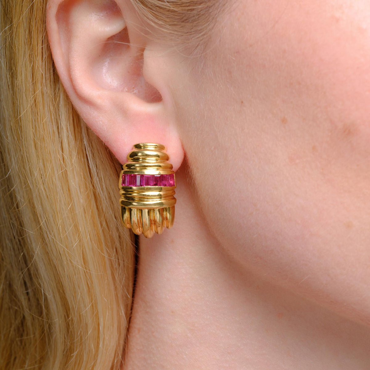 Retro Ruby 18k Yellow Gold Tank Earrings, 1940s