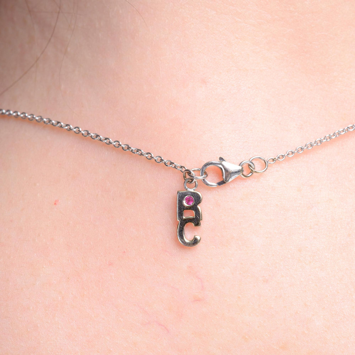 Vintage Roberto Coin 5 Initial "M" 18k White Gold Diamond Monogram Necklace