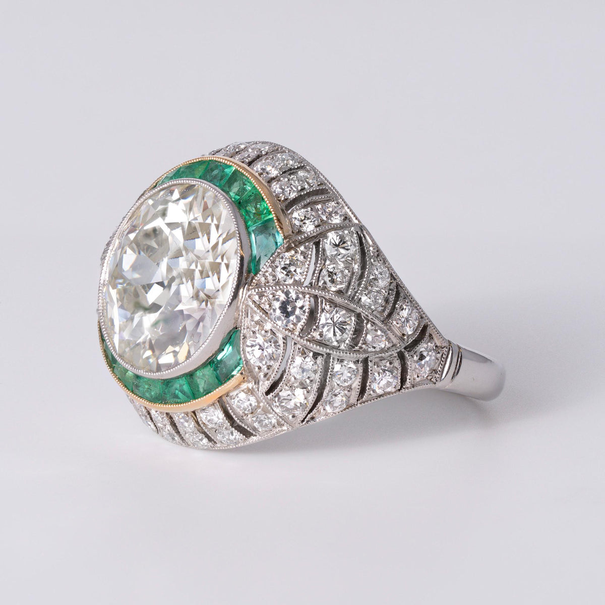 Art Deco Style Old European 5.55 CT Natural Diamond & Emerald Bombè Ring