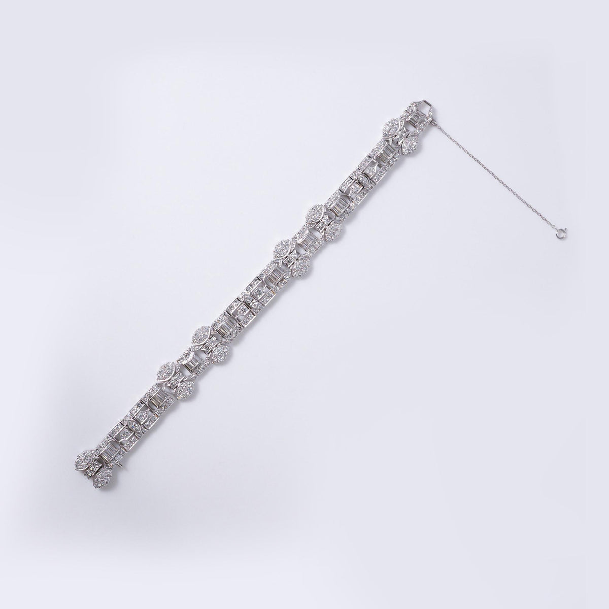 Flawless 1920s Art Deco 8 Carat Diamond Platinum Bracelet