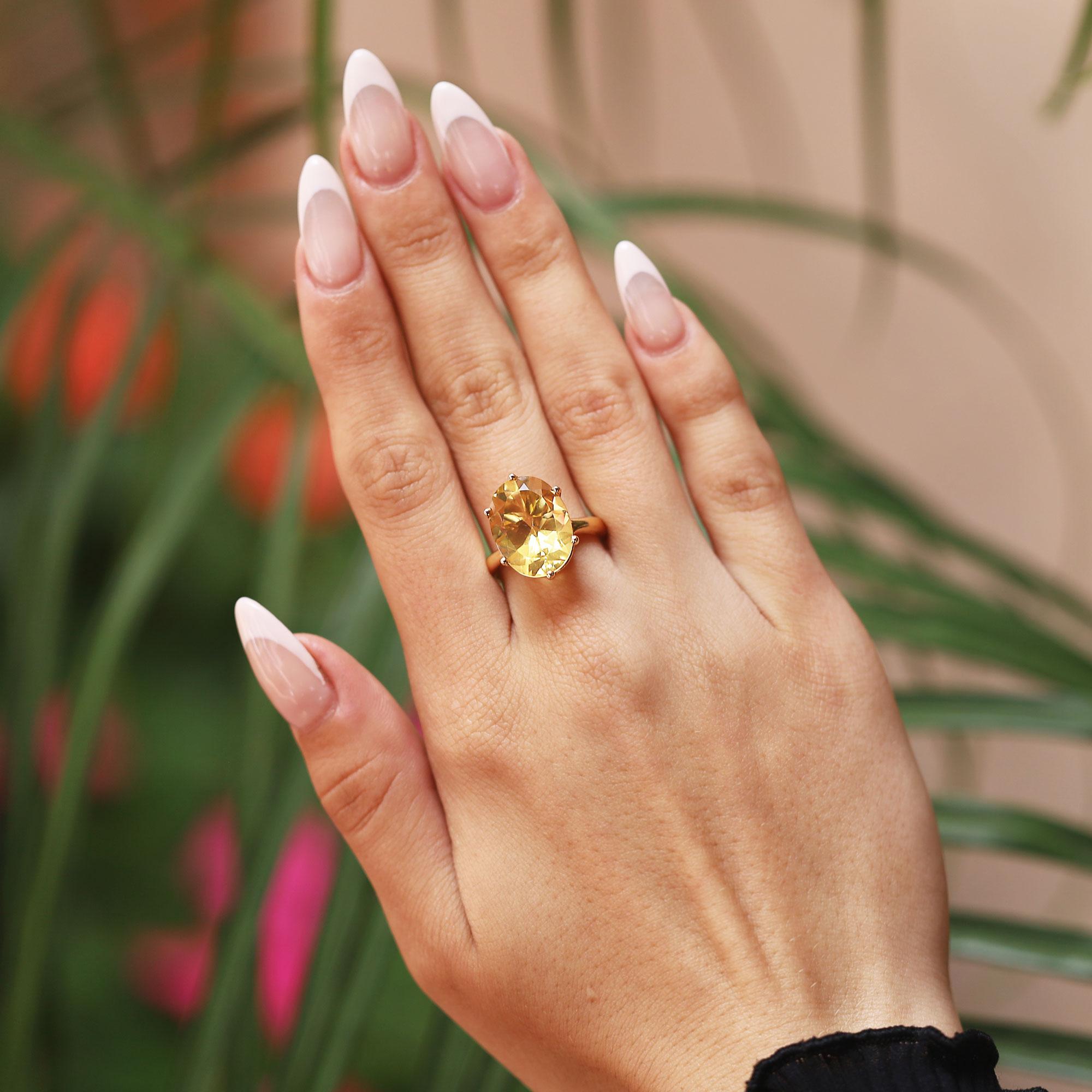 Vintage 8.30 Carat Citrine & Yellow Gold Cocktail Ring