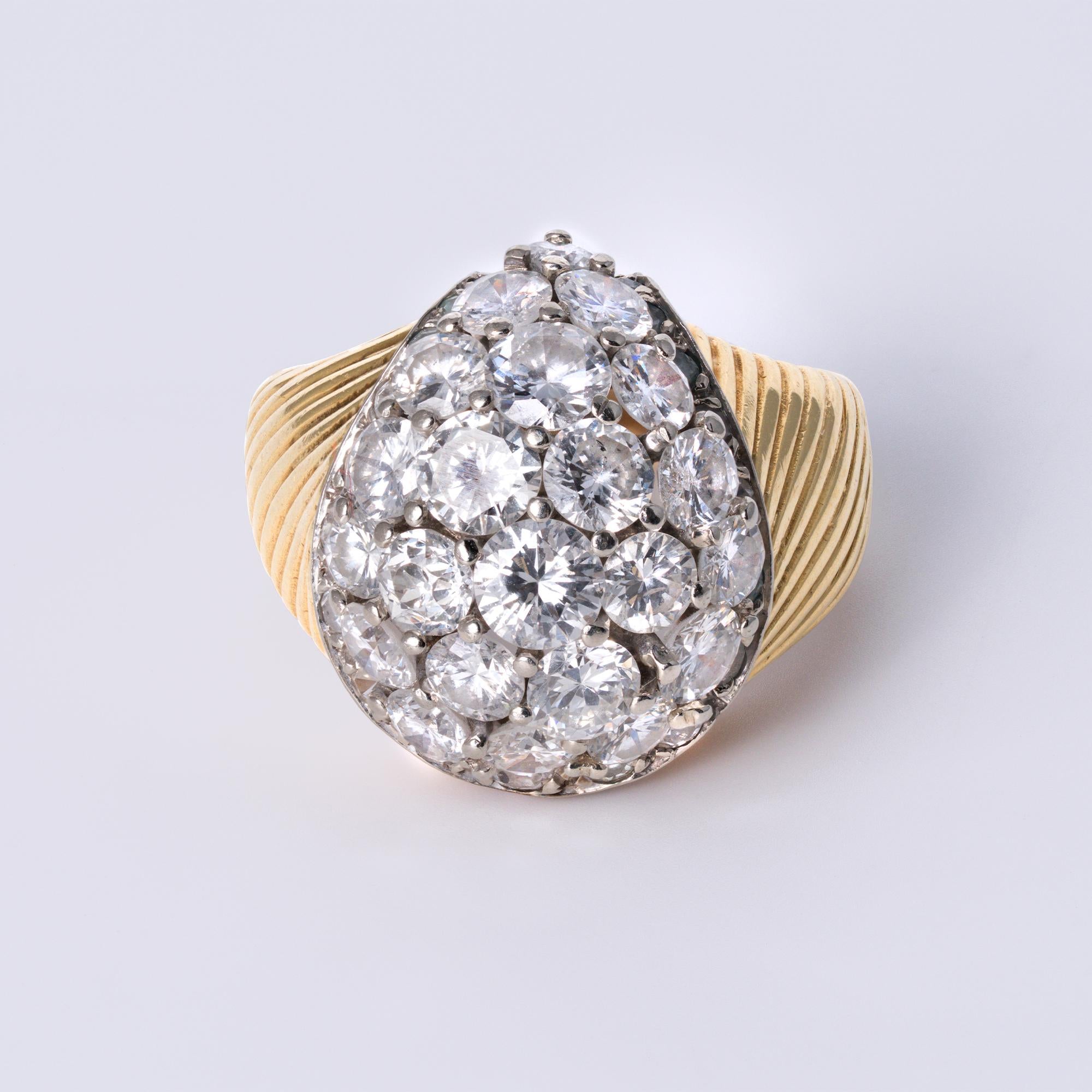 Vintage 1970s Mid Century 2 Carat Diamond Bomb Cluster 14K Gold Cocktail Ring