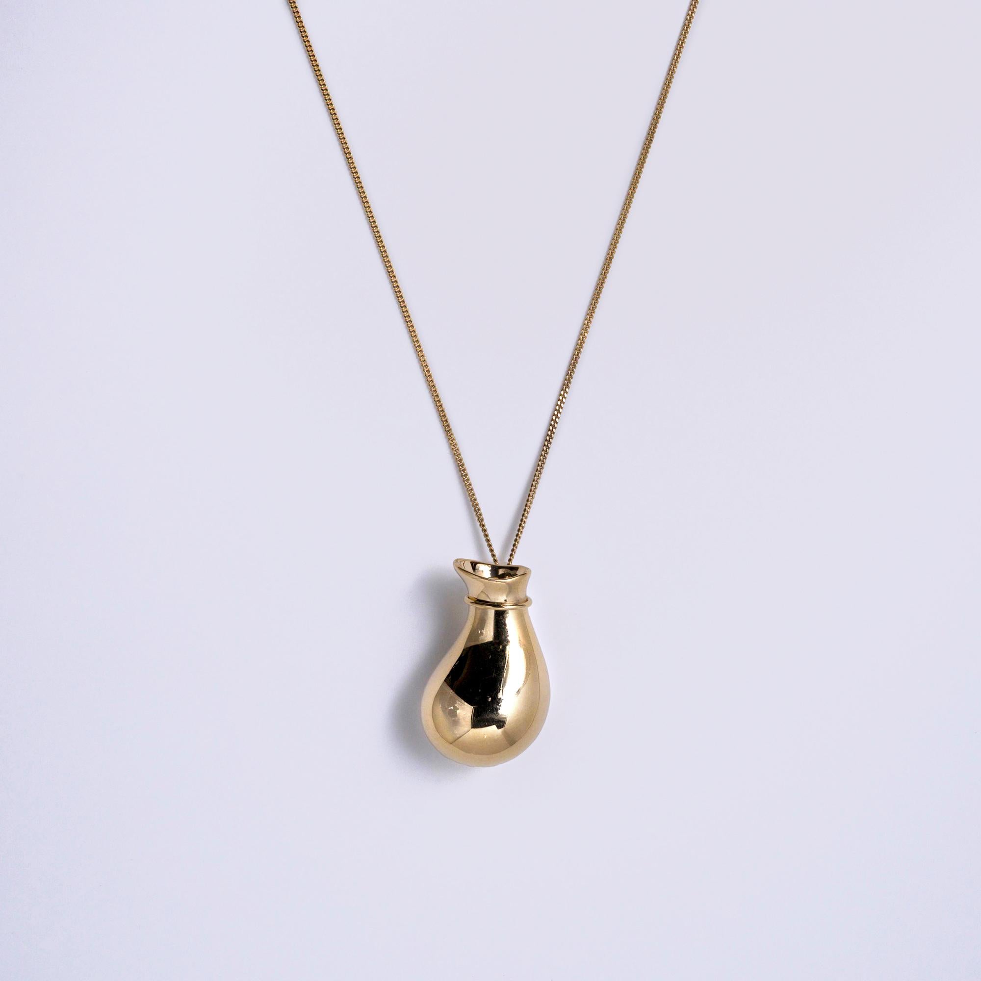 Vintage Elsa Peretti Tiffany & Co 18K Gold Bottle Jug Pendant Necklace